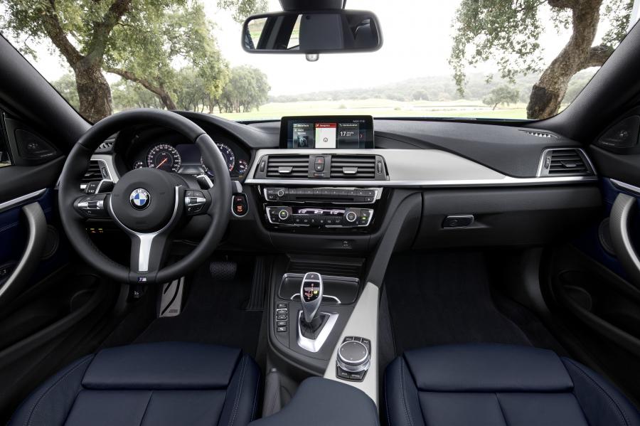 Торпедо BMW 440i Coupe M Sport 2017 года  (WW) (фото 32 из 71)